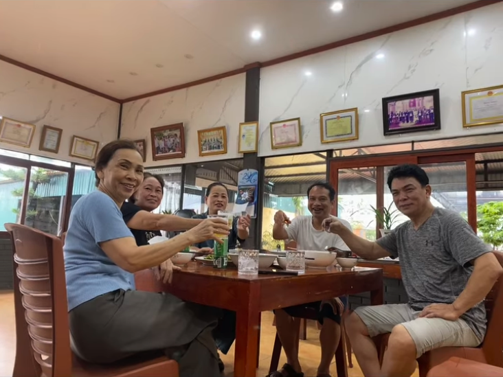 Lộ trình điều trị 30 ngày tại Bảo Minh Đường mang lại chuyển biến tích cực – Bệnh nhân quay lại tái khám và tiếp tục bồi bổ sức khỏe