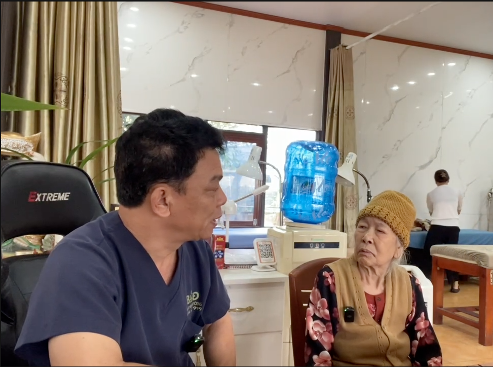 Bệnh nhân 85 tuổi quay trở lại tái khám sau 3 năm – Những chuyển biến tích cực sau quá trình điều trị tại Bảo Minh Đường