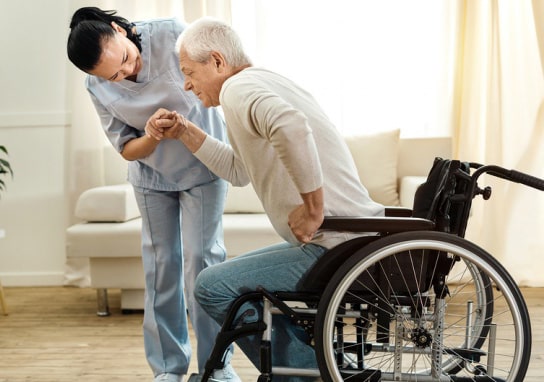 Yếu liệt – Khi cơ thể dần mất đi khả năng vận động và hành trình phục hồi cần đi đúng hướng